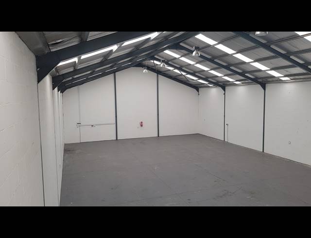 565M² WAREHOUSE TO LET IN KILLARNEY GARDENS